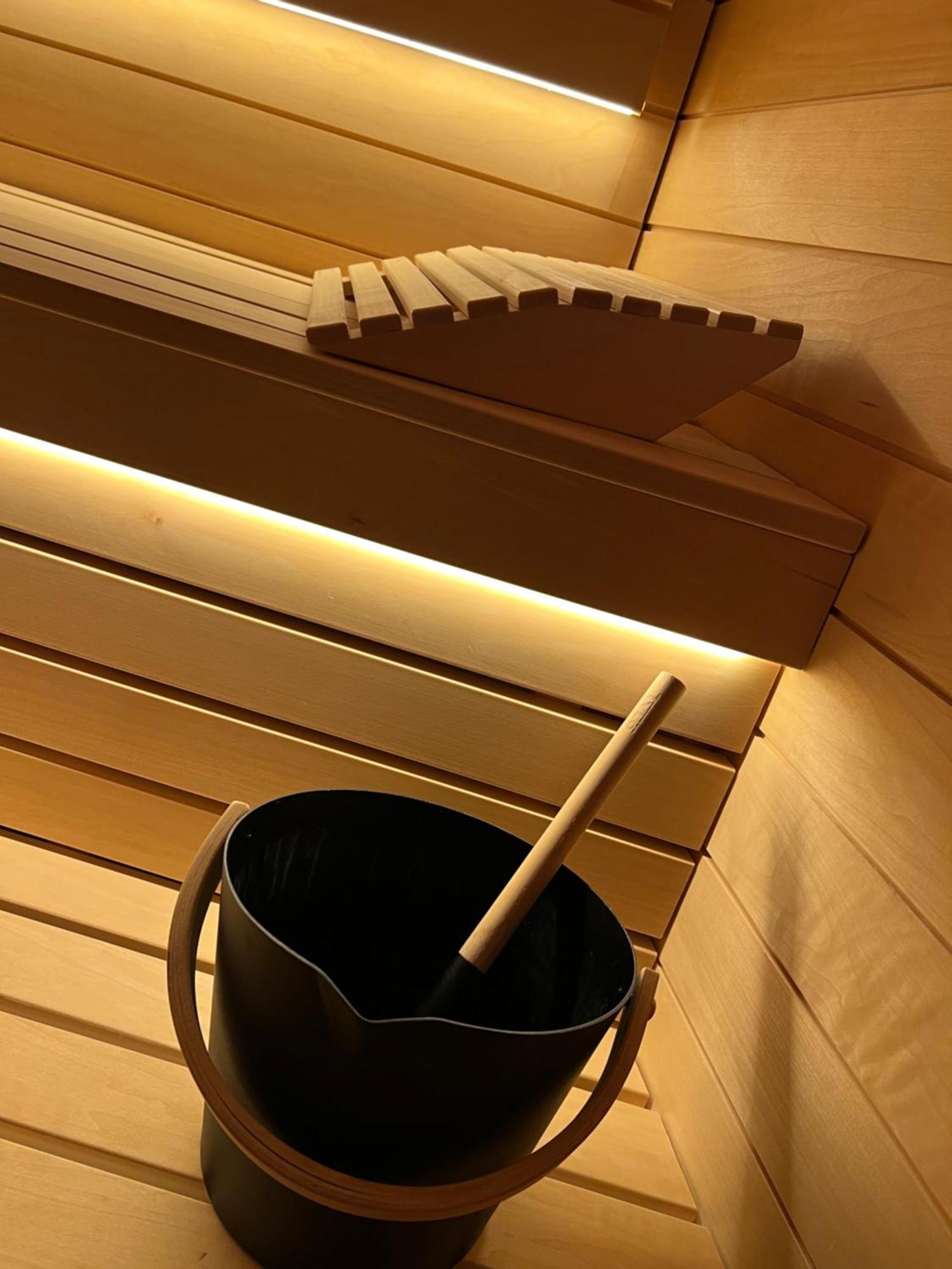 Schoenes Ferienhaus Mit Sauna Am Harkebruegger See In Der Naehe Von Oldenburg Barssel  Zewnętrze zdjęcie