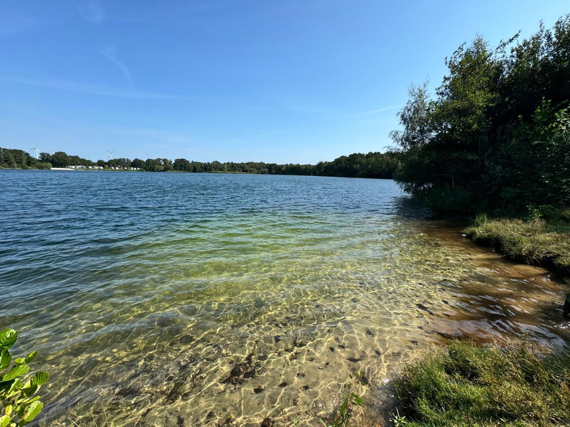 Schoenes Ferienhaus Mit Sauna Am Harkebruegger See In Der Naehe Von Oldenburg Barssel  Zewnętrze zdjęcie